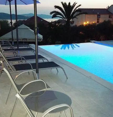 Coratina * Trogir