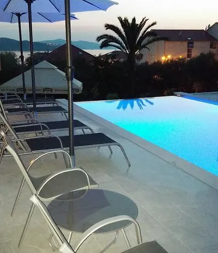 Coratina * Trogir